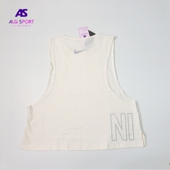 Musculosa abierta Nike en internet