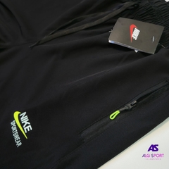 Pantalón NIKE SPORTSWEAR en internet