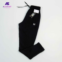 Pantalón UNDER ARMOUR en internet
