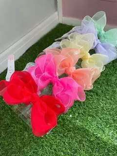 TIARA ORGANZA na internet
