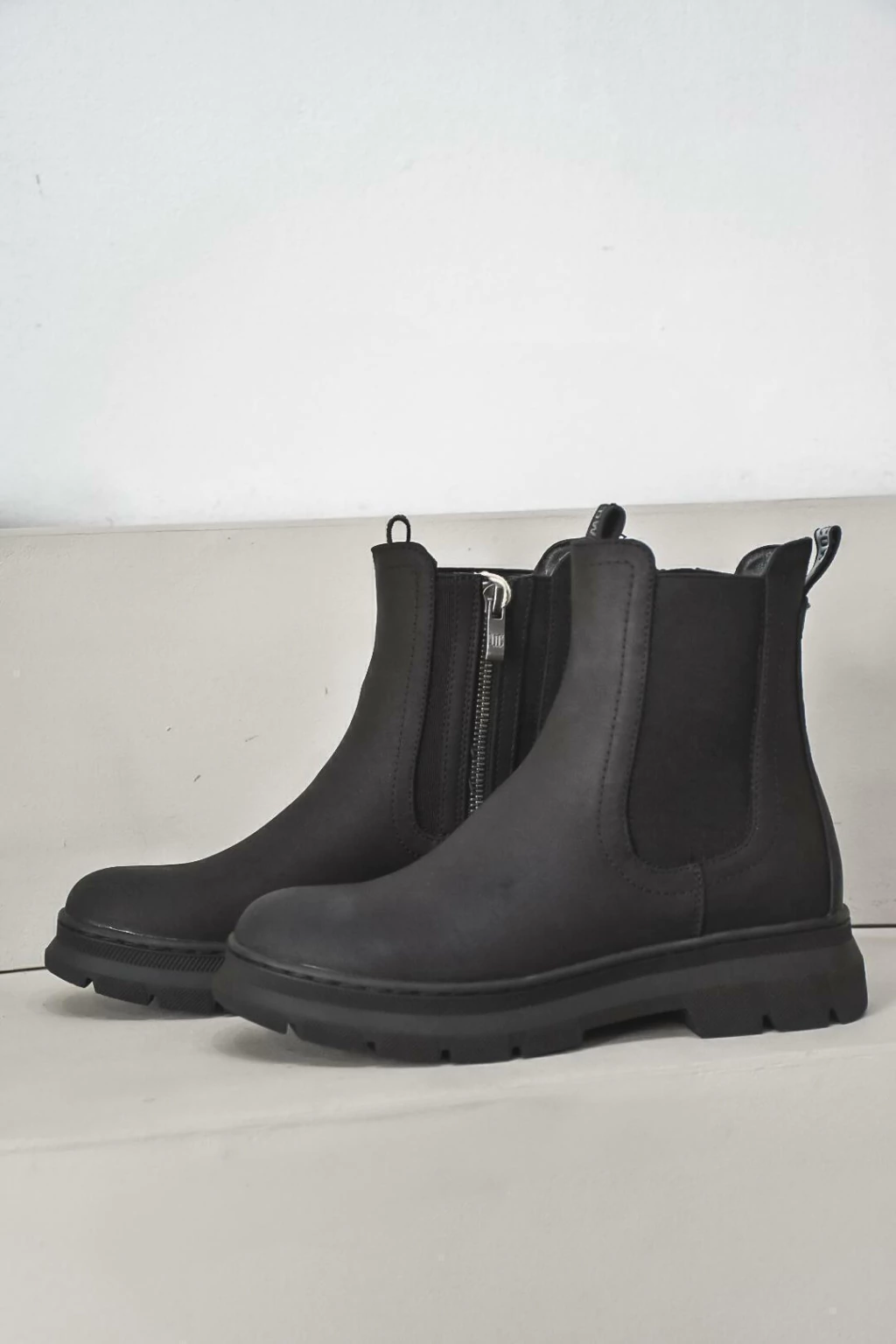 BOTA LEIRE NEGRO