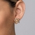 Brinco lírio amarelo folheado a ouro com zircônias e aplicação de rhodium -527170 na internet