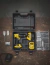 Kit Parafusadeira/Furadeira de Impacto 20V SCD712D2KA-BR com 2 Baterias, Carregador e 100 Peças Stanley Título SEO: - FERRAMENTAS EM FOCO