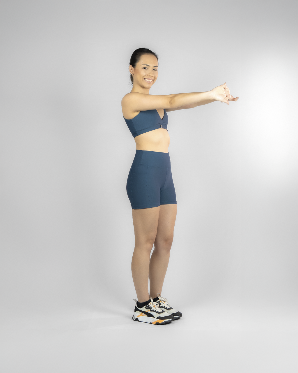 Shorts Activewear com Bolsos Laterais