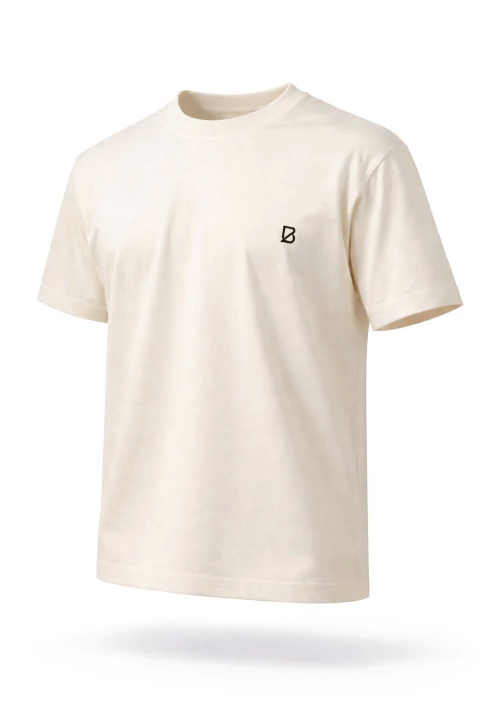 Camiseta BRAVOO’S – Linha Zero | Off-Whitte / logo preto - comprar online
