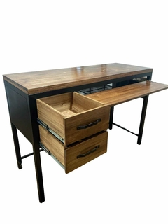 Escritorio Estilo industrial - CAILE HOME