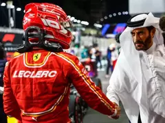 Imagen de CAMPERA FRIZA INVISIBLE LECLERC SAINZ FERRARI F1 2024 BUZO ANTIFLAMA