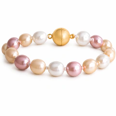 Pulseira em Pérolas de Água Doce Banho Ouro 18K