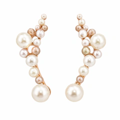 Brinco Ear Cuff Pérolas de Água Doce Banho em Ouro18k