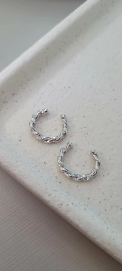 Piercing Torcido na internet