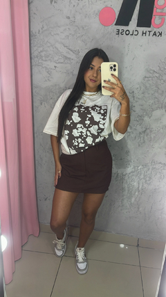 Shorts saia Adele marrom