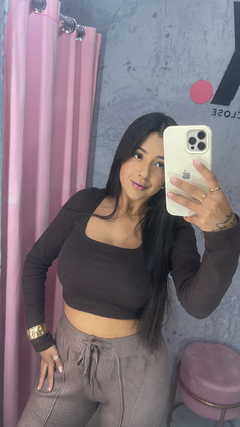 Cropped básico lisa na internet