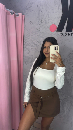 Shorts saia bia - comprar online