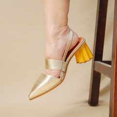 Sandália Pigalle Dourado - comprar online