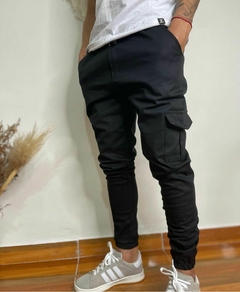 JOGGER GABARDINA