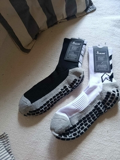 Imagen de MEDIAS FUTBOL PACK X 2