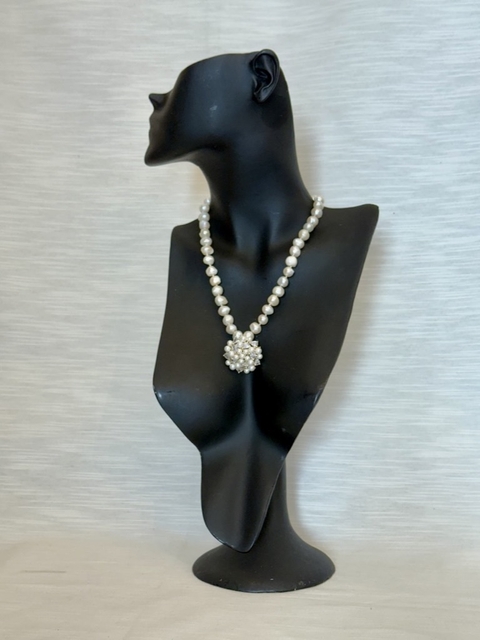 Colar pérolas e cristais