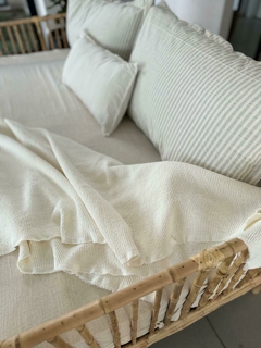 Pie de cama Waffle