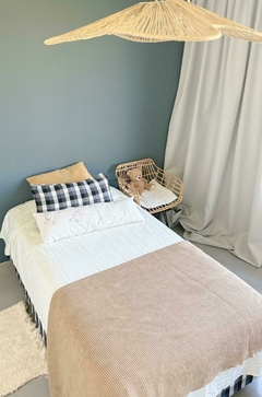 Imagen de Pie de Cama waffle Tostado