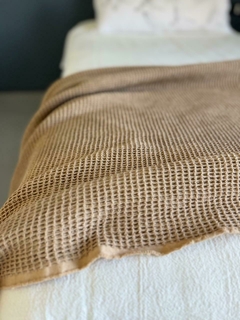 Pie de Cama waffle Tostado en internet