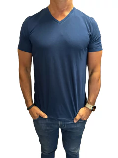 Imagen de REMERA PIMA PREMIUM CUELLO V