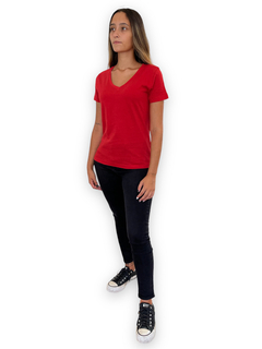 Imagen de REMERA PIMA SUAVE CUELLO V