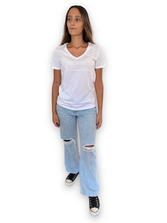 REMERA PIMA SUAVE CUELLO V - comprar online