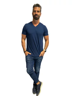 REMERA PIMA PREMIUM CUELLO V - comprar online