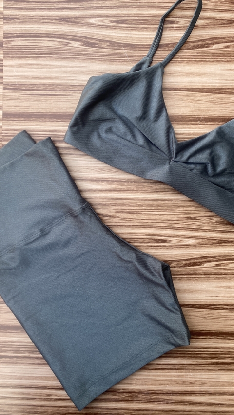 Conjunto Micro Canelado Cinza Chumbo