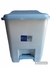 Lixeira 14 l c/ pedal - Branca e Azul