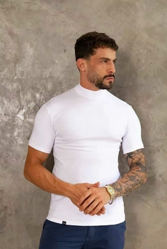 Camiseta Montana Gola Alta