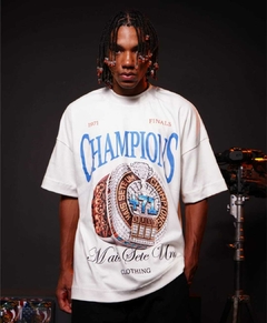 Camiseta Oversized Champions