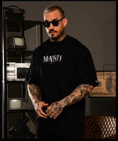 Camiseta Oversized Dark Butterfly