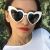 Coração óculos de sol mulheres marca designer gato olho óculos feminino retr - comprar online