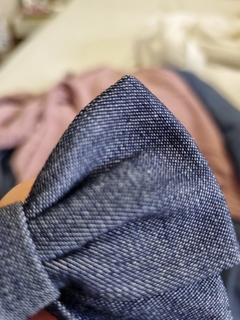 Laço jeans amarradinho na internet