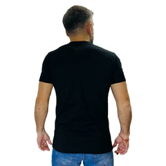 Remera Bestia Slim Fit en internet