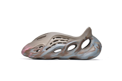 Yeezy Foam Runner "MX Sand Grey"