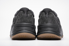Yeezy Boost 700“Utility Black” - Kit Brasileiro