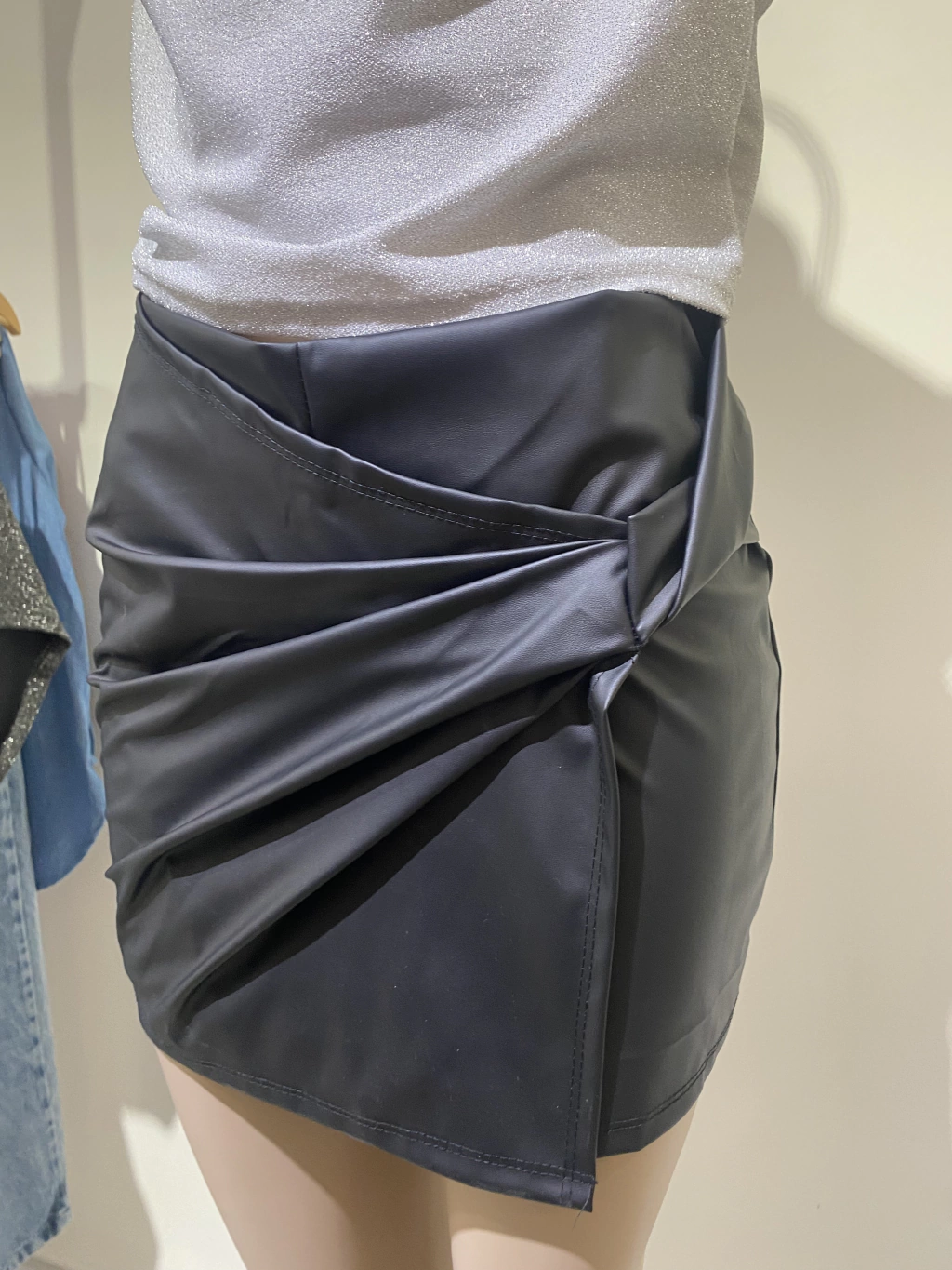 Shor pollera eco frunce