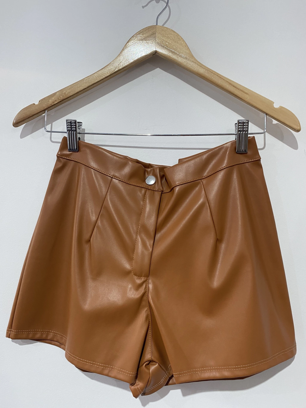 Short pinza ecocuero