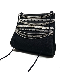 Bolsa tiracolo preta com aplicações - Volpi Design