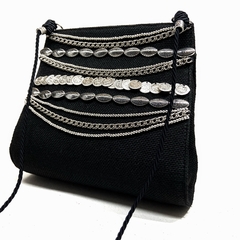 Imagem do Bolsa tiracolo preta com aplicações