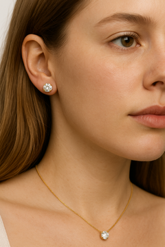 Conjunto Colar E Brinco Ponto De Luz de Zircônia e Banhado a ouro 18k - Elluma Essence - Joias de Prata 925 e Semijoias banhadas a Ouro 18k