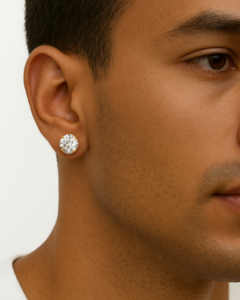 Brinco Ponto De Luz De Zircônia Banhado A Ouro 18k Unissex - Elluma Essence - Joias de Prata 925 e Semijoias banhadas a Ouro 18k