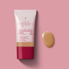 Base Líquida Daily Tint Cream Niina Secrets - comprar online