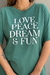 T-shirt LOVE AND FUN na internet