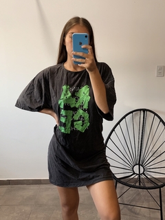 Remera Oversiza Rage