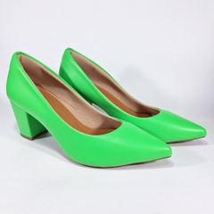 SCARPIN SALTO BLOCO 7CM VERDE KIWI - comprar online