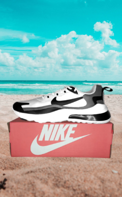 270 REACT GRIS NEGRO