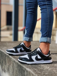 TÊNIS NIKE SB DUNK LOW